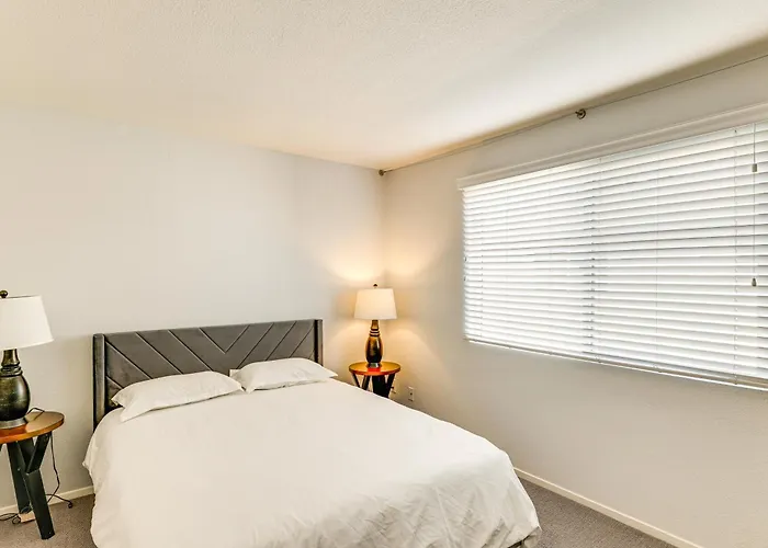 Holiday home Community Pool: 2 Mi To Asu