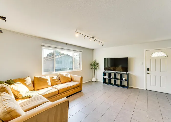 Holiday home Community Pool: 2 Mi To Asu *